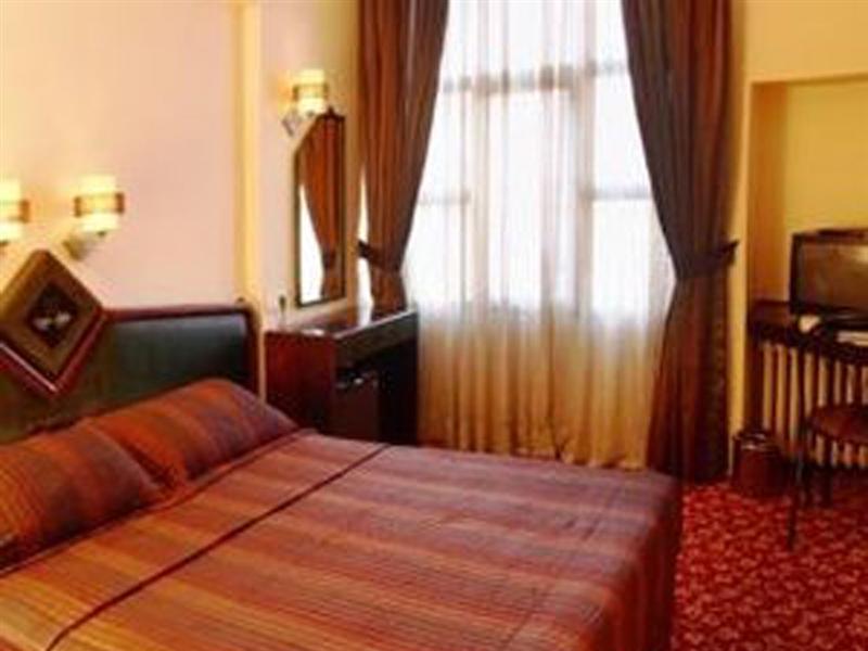 Hotel La Residence แซ็ง-ลุย ภายนอก รูปภาพ